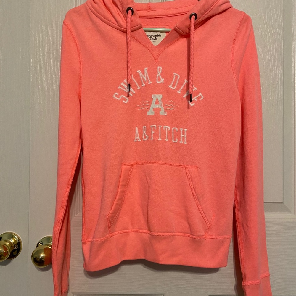 Abercrombie and Fitch Pink Pullover Sweatshirt